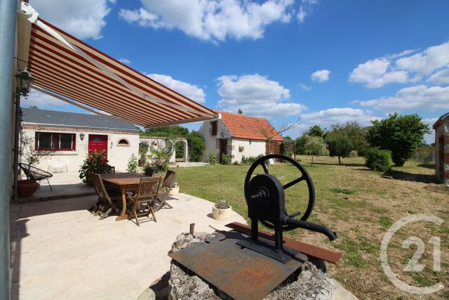 maison à vendre - 5 pièces - 172.88 m2 - MEZIERES LEZ CLERY - 45 - CENTRE - Century 21 Néré Immobilier maison à vendre - 5 pièces - 172.88 m2 - MEZIERES LEZ CLERY - 45 - CENTRE - Century 21 Néré Immobilier