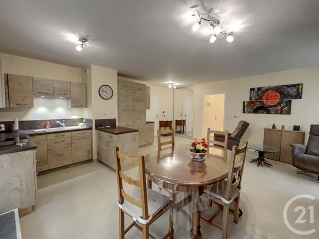 Afficher la photo en grand Appartement F3 à vendre - 3 pièces - 73.49 m2 - OLIVET - 45 - CENTRE - Century 21 Néré Immobilier