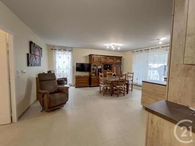 Afficher la photo en grand Appartement F3 à vendre - 3 pièces - 73.49 m2 - OLIVET - 45 - CENTRE - Century 21 Néré Immobilier