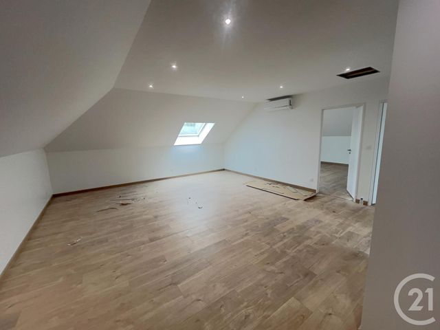 maison à vendre - 6 pièces - 202.85 m2 - ST AY - 45 - CENTRE - Century 21 Néré Immobilier