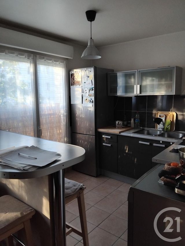 Appartement F3 à vendre - 3 pièces - 60.87 m2 - ORLEANS - 45 - CENTRE - Century 21 Néré Immobilier