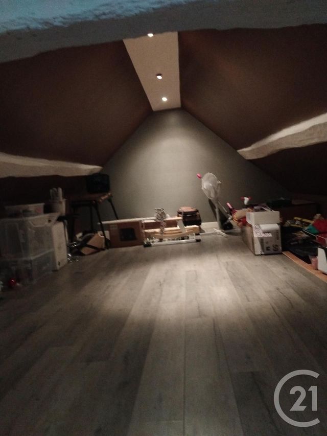 Appartement à vendre - 5 pièces - 116.23 m2 - MAREAU AUX PRES - 45 - CENTRE - Century 21 Néré Immobilier