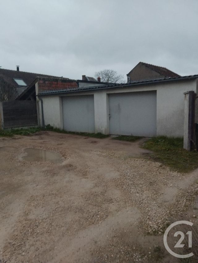 Appartement à vendre - 5 pièces - 116.23 m2 - MAREAU AUX PRES - 45 - CENTRE - Century 21 Néré Immobilier