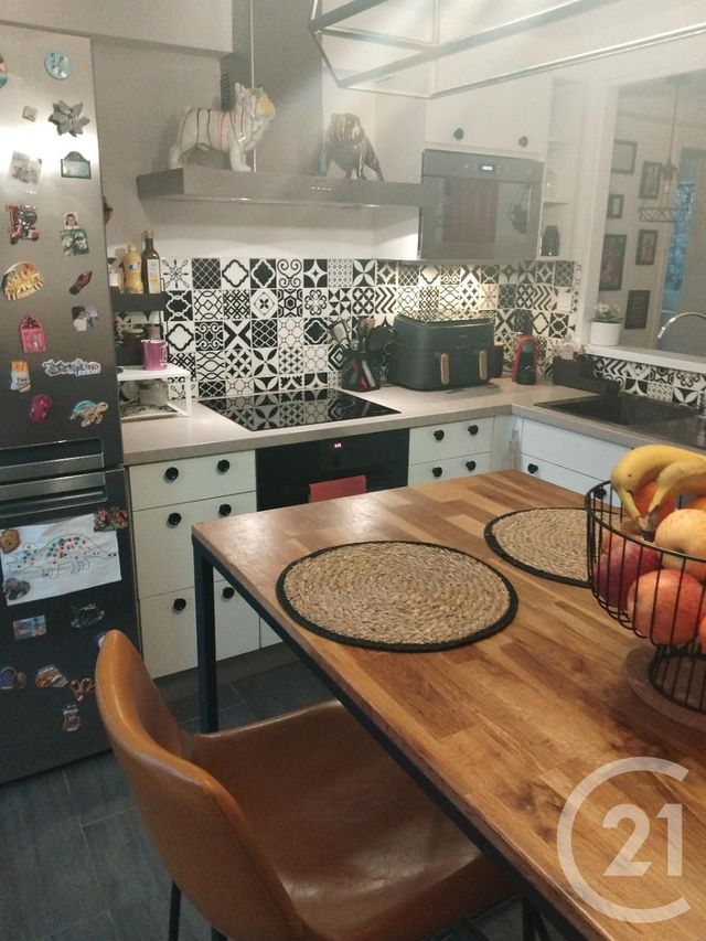 Appartement à vendre - 5 pièces - 116.23 m2 - MAREAU AUX PRES - 45 - CENTRE - Century 21 Néré Immobilier