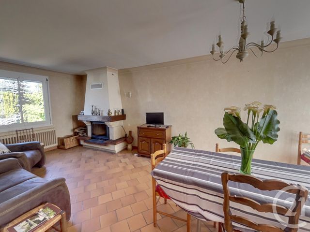 maison à vendre - 4 pièces - 88.91 m2 - ST HILAIRE ST MESMIN - 45 - CENTRE - Century 21 Néré Immobilier