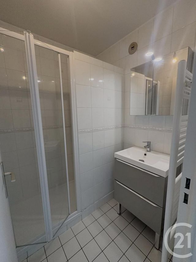 Appartement F2 à vendre - 2 pièces - 40.01 m2 - ORLEANS - 45 - CENTRE - Century 21 Néré Immobilier