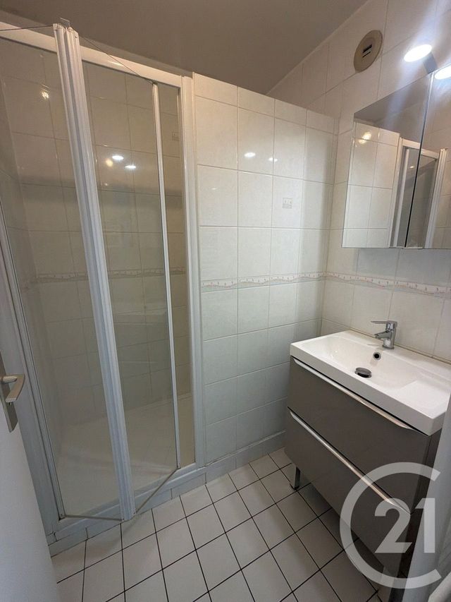 Appartement F2 à vendre - 2 pièces - 40.01 m2 - ORLEANS - 45 - CENTRE - Century 21 Néré Immobilier